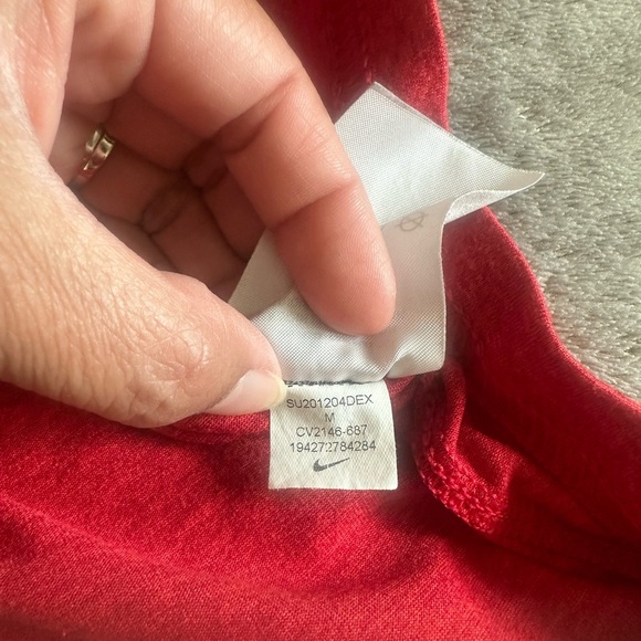 Nike Kids Red Football T-Shirt - Picture 2 of 2